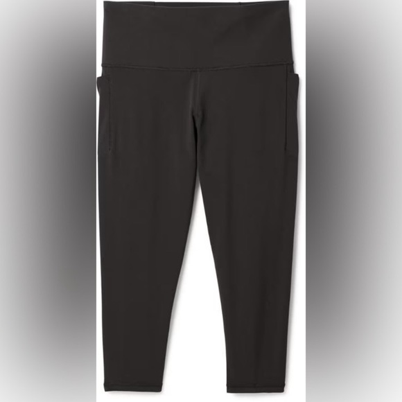 Athleta Salutation Stash Side Pockets Powervita RN 54023 Black Size Large - Picture 14 of 16